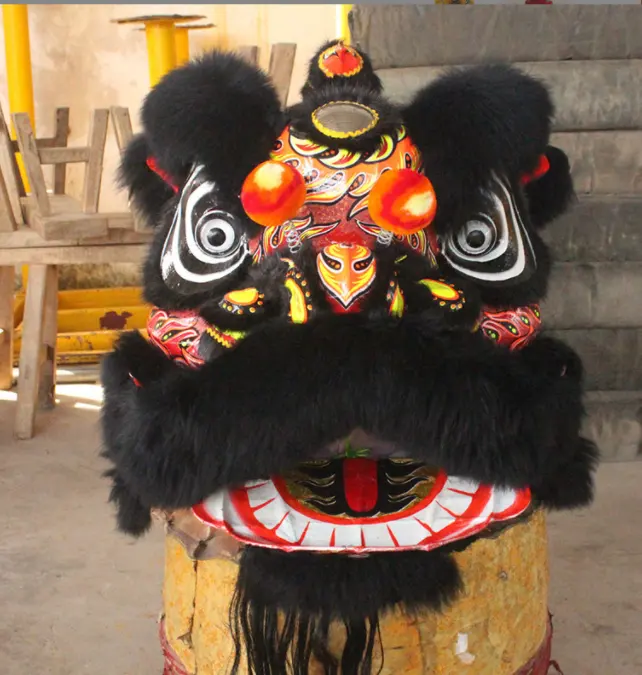 Hand Craft Lion Dance Normale Größe China Zwei Personen Performance Lion Dance Kostüm Chinesische Kultur Dancing Lion