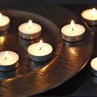 Lilin Teh Parafin Tanpa Aroma Tahan Lama Pasokan Pabrik untuk Pernikahan, Paskah, Aromaterapi, Sangat Cocok untuk Merebus Teh