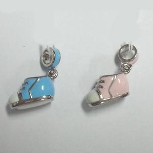 Perhiasan Fashion Lucu Kustom, Liontin Sepatu Bayi <span class=keywords><strong>Enamel</strong></span> Perak Sterling 925 untuk Sandal Jepit, Hadiah Grosir - Product Image 4