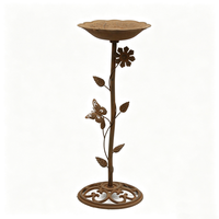 Bain d'oiseaux vintage rustique en métal avec motif floral et papillon, décoration de jardin extérieur