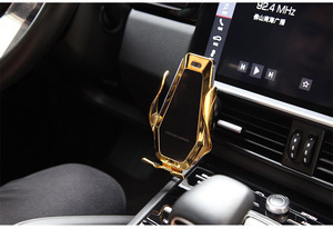 Hot Bán 2 Trong 1 Hồng Ngoại Cảm Ứng P10 Car Chủ Sạc Không Dây Thông Minh Tự Động Kẹp Điện Thoại Với Air Outlet S5 Sạc Nhanh - Product Image 6