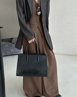 Sac fourre-tout élégant pour femme, nouvelle collection 2026, style de créateur de luxe, sac à main tendance, sac à bandoulière pour le shopping et les voyages