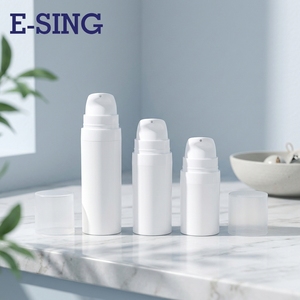 Flacon pompe airless blanc ovale pour crème nettoyante visage et corps, avec bouchon à bec de canard et système d'aspiration - Product Image 4