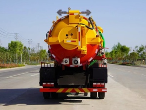 DF Manual Transmission Diesel-Powered Sewage Suction Truck with 4m Tank EURO 5 Emission 251-350HP 4x2 Drive Type - Product Image 6