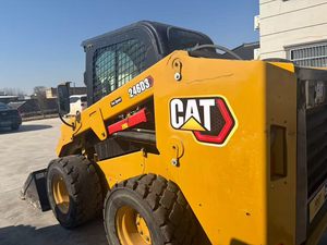 รถตักล้อยางขนาดเล็ก CAT 246D ยี่ห้อแคตเตอร์พิลลาร์ มือสองจากญี่ปุ่น ระบบไฮดรอลิก - Product Image 2