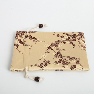 Bolsas de tela pequeñas personalizadas al por mayor, accesorios de joyería de tela, bolsitas para pulseras, embalaje de regalo y promociones - Product Image 4