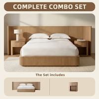 Lit King Size Nordique Moderne à Cannelures avec Table de Chevet – Ensemble de Meubles de Chambre de Luxe en Bois pour Projets Hôteliers et Villas de Prestige
