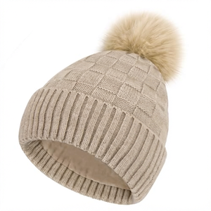 Chapeau d'hiver en tricot beige pour femme avec pompon, bonnet chaud en mélange de laine - Product Image 1