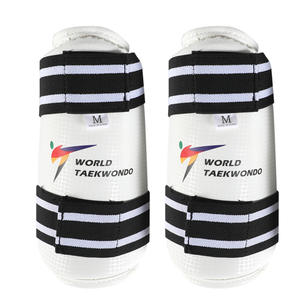 Protège-jambes de Taekwondo blancs taille M en Spandex et Nylon pour l'entraînement et la compétition en arts martiaux - Product Image 1