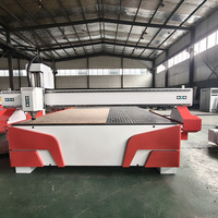 Routeur à bois CNC à bas prix 1325 3 axes 4*8 pieds, machine de découpe et de gravure de portes en bois pour armoires, à vendre
