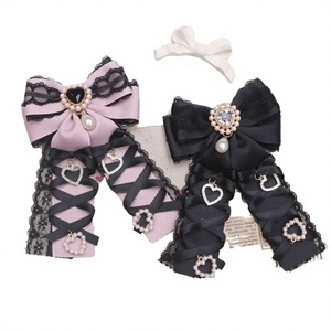 Barrettes à cheveux décoratives pour femmes Jirai Kei, avec nœud en satin double couche orné de strass, ruban en dentelle noire délicat en forme de cœur - Product Image 3