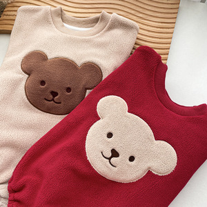 2025 Hàn Quốc phong cách mùa thu và mùa đông dễ thương Ins bé Romper Vòng cổ phim hoạt hình gấu ấm tam giác trùm đầu bò phù hợp với - Product Image 3