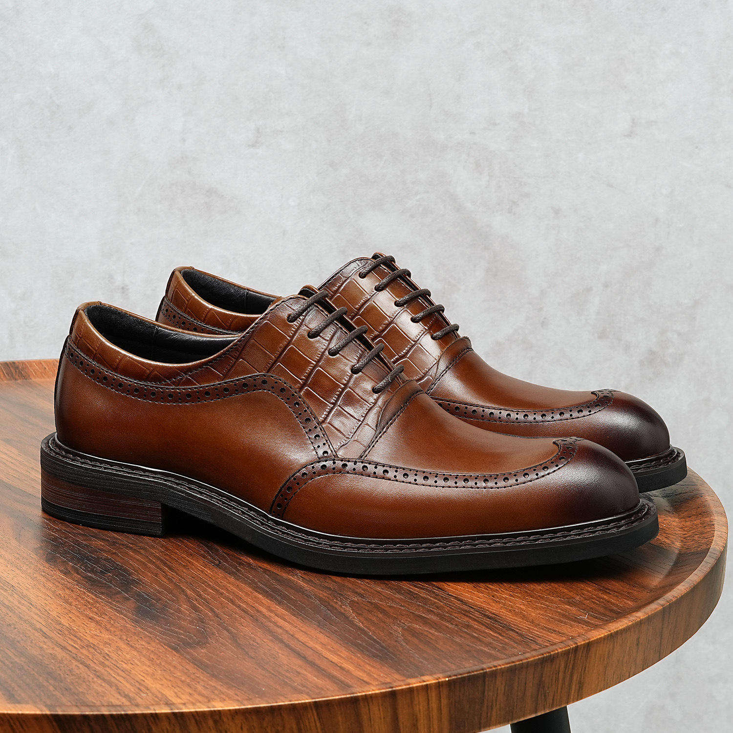 สีน้ำตาล