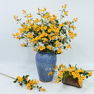 Flores Artificiales Dongchen Crafts en Jarrón, Rosa Amarilla de Tallo Único, Decoración para el Hogar y Bodas, Arte Floral de Tela de Alta Gama - Product Image 3