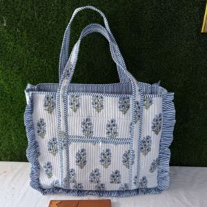 Bolsos de Mano Grandes Personalizados de Algodón Acolchado, con Estampado Floral y Volantes, Cierre Abierto, Estilo Boho de Verano, para Mujer - Product Image 1