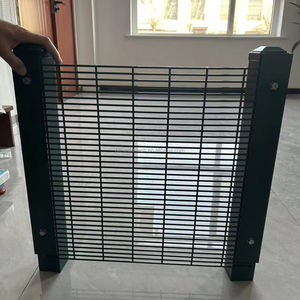 Paneles de Malla de Alambre de Acero Galvanizado 358 para Cercas Agrícolas, Tejido Plano, Tamaños Personalizados - Product Image 1