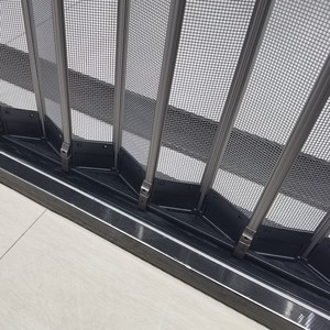 <span class=keywords><strong>Mampara</strong></span> Plegable para Separación, Malla en V, Lámina de Malla Perforada - Product Image 6