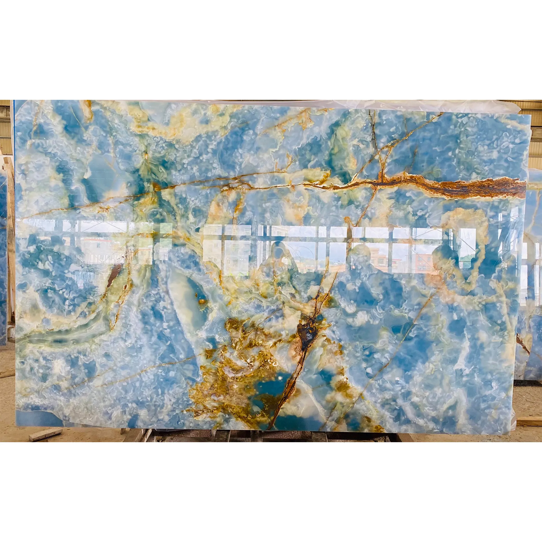 Ocean Blue Jade Salle de bain Mur Lavabo Comptoir Rétro-éclairé Caractéristique Mur Bleu Foncé Escalier Translucide Garde-corps Onyx Marbre Top