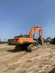 รถขุดดูซาน 520 รุ่น Dx520 Dx520lc-9c จากเกาหลีในเซี่ยงไฮ้ รับน้ำหนักมาก ขนาดใหญ่ 52 ตัน พร้อมรถขุดตีนตะขาบแท้ - Product Image 4