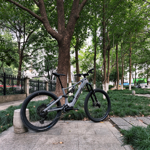 Nouveau vélo électrique de montagne à suspension intégrale haute vitesse en fibre de carbone Amflow PR longue portée 1500W, vélo tout-terrain - Product Image 1