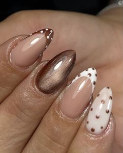 Ongles press-on <span class=keywords><strong>pastel</strong></span> <span class=keywords><strong>arc</strong></span>-<span class=keywords><strong>en</strong></span>-<span class=keywords><strong>ciel</strong></span> à pois, rose pâle, lavande et menthe sur base nude, style Y2K doux et ludique - Product Image 5