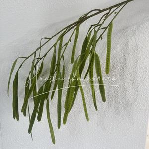 <b>Artificial</b> Pea Pods Greenery <b>Bouquet</b> Outdoor Wedding Decoration PVC Hanging Plants - Product Image 3