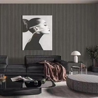 PVC WPC Revêtement mural en gros panneau de panneau cannelé solide pour la décoration intérieure