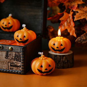 Bougie parfumée en cire de soja en forme de citrouille, de fantôme et de pierre tombale pour Halloween, pour la décoration d'ambiance de table de fête à la maison - Product Image 4