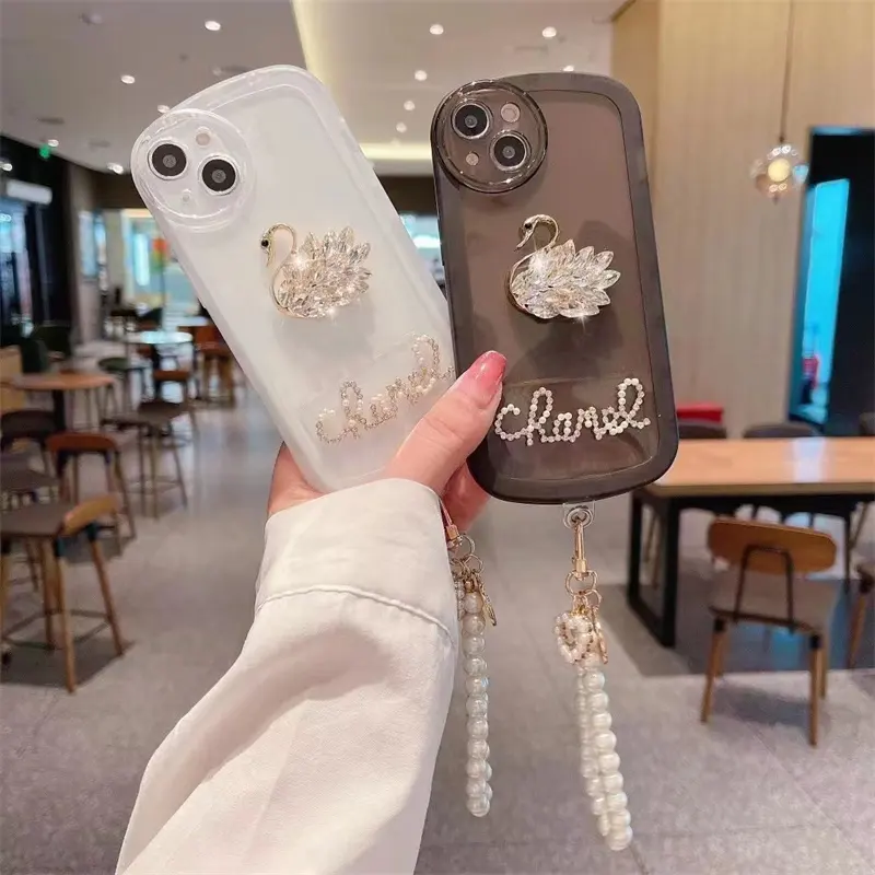 Popular diamond chrome bling phone cases for iphone 14 pro max 13 pro luxury phone case with pearl strap