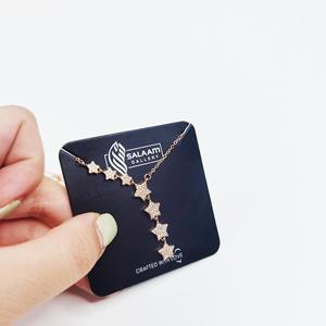 Tarjetas de Exhibición de Joyería con Estampado en Lámina Dorada Personalizadas - Empaque de Marca para Collares y Pulseras - Product Image 2