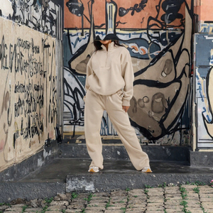 Ensemble de survêtement beige pour femme, demi-zip, manches longues, coupe ample, couleur unie, décontracté, pour l'automne, avec poches latérales et cordon de serrage - Product Image 2