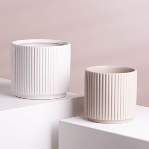 LUYI Fournitures de jardinage : Petits pots de fleurs modernes en céramique blanche émaillée pour herbes aromatiques d'intérieur et décoration de la maison, vente en gros - Product Image 2