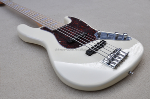 Guitare basse électrique Flyoung Milk WHite 5 cordes, manche en érable, accastillage chromé - Product Image 4