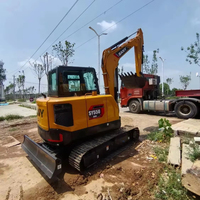 Excavatrice d'occasion SANY SY55U 2023 à faible nombre d'heures de travail, à balayage zéro, 5,8 tonnes, avec accessoires et dents de godet