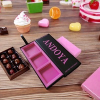 Caja de chocolate Rosa hecha a mano exquisita personalizada para el Día de San Valentín caja de regalo de postre Premium con laminación mate en relieve