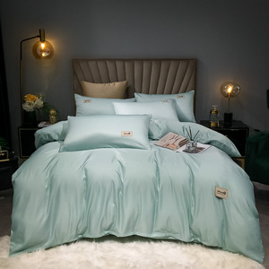 Linge de lit de luxe de style européen 100% Ensembles de literie de luxe de qualité hôtelière Design à rayures Ensemble de couette et housse de couette personnalisé et solide - Product Image 4