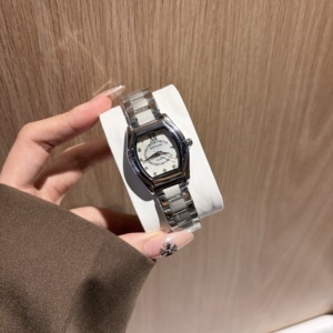 <span class=keywords><strong>Reloj</strong></span> <span class=keywords><strong>de</strong></span> Cuarzo X-GEQCK 8088 Nuevo con Doble Calendario, Correa <span class=keywords><strong>de</strong></span> Cuero Vacuno, Caja <span class=keywords><strong>de</strong></span> Aleación, Esfera con Incrustaciones <span class=keywords><strong>de</strong></span> Diamantes, a la Moda, Resistente al Agua para <span class=keywords><strong>Mujer</strong></span> - Product Image 1