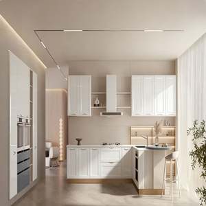 Cocina Minimalista Personalizada Balom en Color Blanco Crema con Gabinetes sin Tiradores, Electrodomésticos Integrados y Diseño Limpio Integrado - Product Image 1