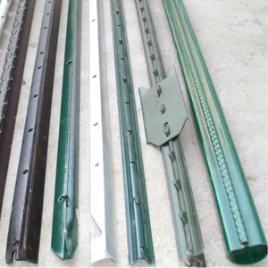 Poteau de clôture de pêche en PVC à bas prix pour panneau de treillis métallique soudé hollandais hollandais incurvé 3D/V pour les chantiers de construction à Hebei en Chine - Product Image 1
