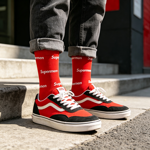 Chaussettes de sport imprimées sur toute la surface de la marque <span class=keywords><strong>Supermen</strong></span>, chaussettes de sport imprimées personnalisées StreetStyle, chaussettes de mode polyvalentes pour hommes et femmes - Product Image 6