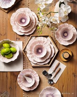 Service de table en céramique personnalisé, assiettes en forme de fleur violette, style nordique, pour décoration de mariage