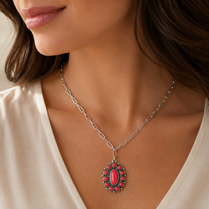 Collana con Ciondolo Ovale Vintage per Donne, Stile Retrò, Design Classico, Accessorio di Moda - Product Image 2
