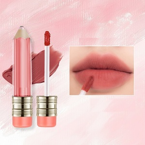 Vente en gros de gloss à lèvres mat imperméable à base de plantes - Rouge à lèvres changeant de couleur et non-décolorant - Product Image 1