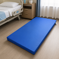 Matelas en mousse reconstituée avec revêtement en cuir PU résistant à l'eau, matelas en mousse confortable pour l'hébergement à domicile et l'usage quotidien