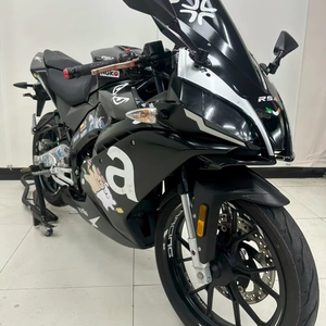 Moto de course sportive Apulia GPR150 avec injection électronique et moteur refroidi par eau, moto d'occasion. - Product Image 6