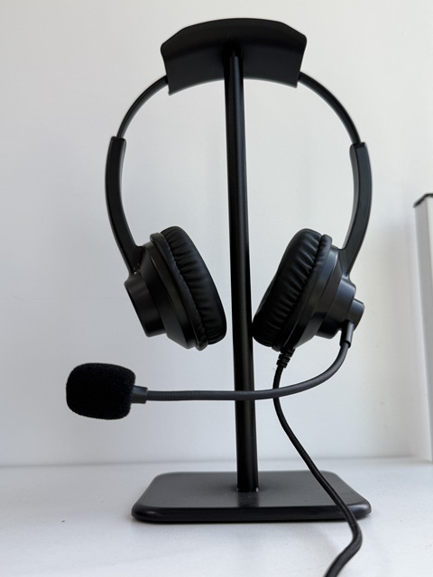 2026 Hottest Lightweight Over Ear Wired Call Center Headset with USB Cable  Volume Button Control  Siberia S2