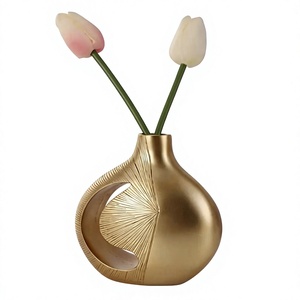 Maceta de Flores Dorada de Diseño Moderno, Ideas de Decoración de Interiores para Hoteles, Oficinas y Hogares, Floreros Metálicos Decorativos de Lujo 2026 - Product Image 1