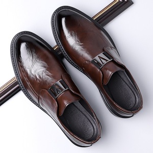 Chaussures en cuir formelles pour hommes, noires, à bout pointu, style bureau, style professionnel - Product Image 4