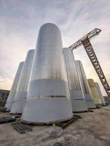Réservoir de refroidissement du lait cru en acier inoxydable de qualité <span class=keywords><strong>alimentaire</strong></span> 80000L pour ferme laitière - Product Image 1