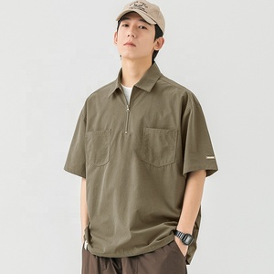 Camisa de Manga Corta de Algodón para Hombre, Corte Holgado de Verano con Cuello Elástico, Diseño Minimalista Moderno, Detalle de Bolsillo, Top Informal - Product Image 3